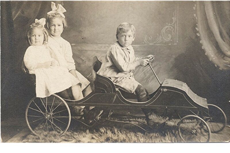 File:Robert's Children.jpg
