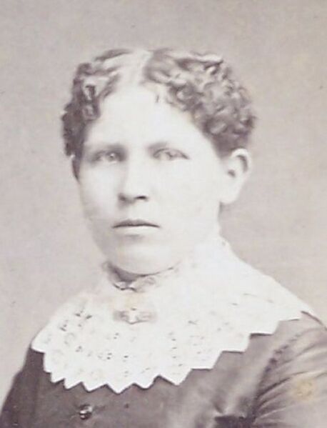 File:Rossetta Tallman Bouton.jpg