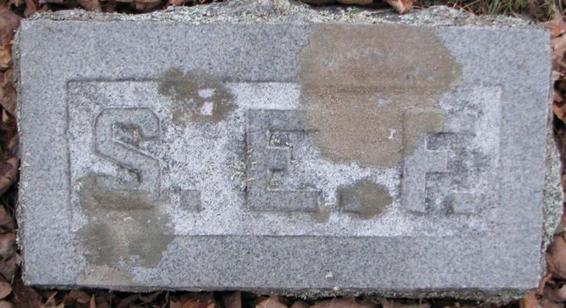 File:Grave-South Berne-DeitzSusannahE.jpg