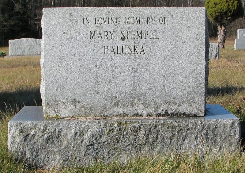 File:Grave-Woodlawn-StempelMary.jpg