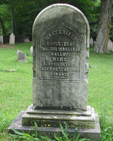 File:Grave-Knox-Old-GallupMary2.jpg
