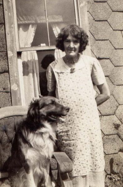 File:Anna (Freleigh) Bates 1.jpg