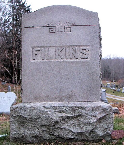 File:Grave-South Berne-FilkensMonument.jpg