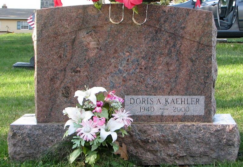 File:Grave-Knox-KaehlerDorisAnn.jpg