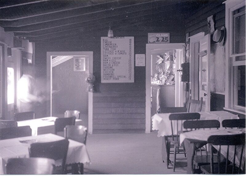 File:Interior of Lodge.jpg