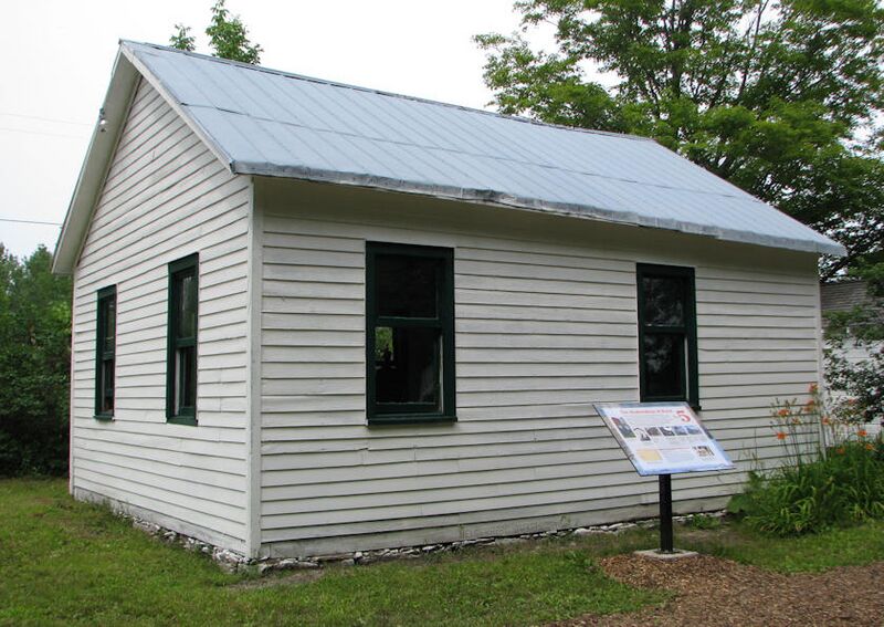 File:20090711KnoxSchool5BuildingSide.jpg
