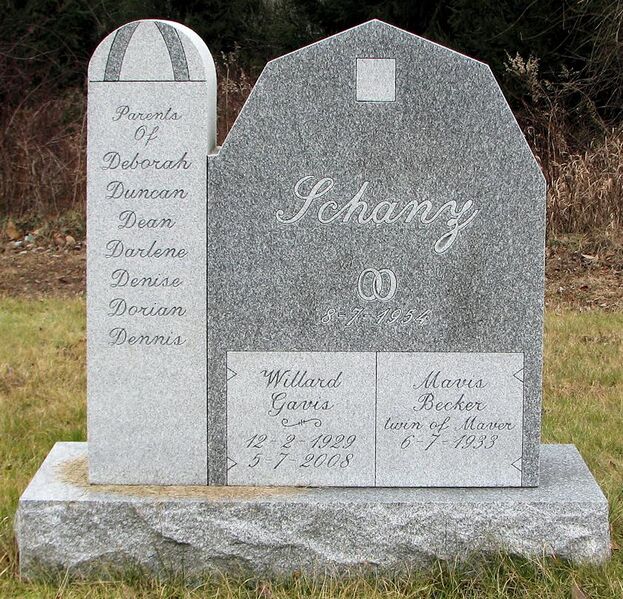 File:Grave-Woodlawn-SchanzWillardG.jpg