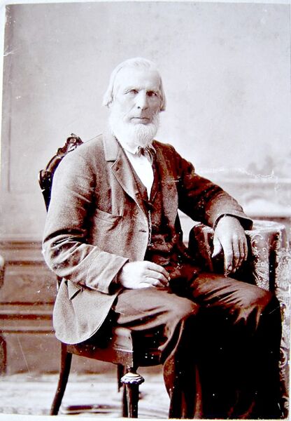 File:Darius Barber.jpg