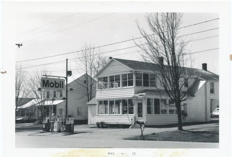 File:KS51BStevensGasStation1972WEB.jpg