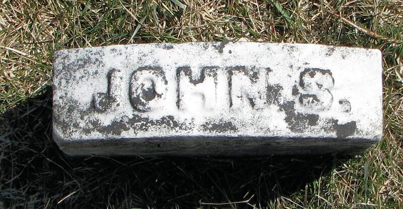 File:Grave-Thompsons Lake-Secor,JohnSHeadstone.jpg