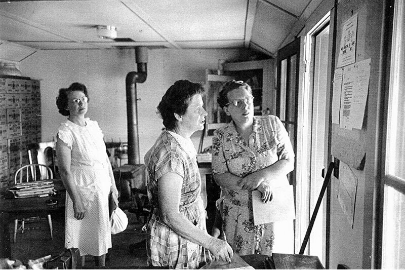 File:Observers.jpg