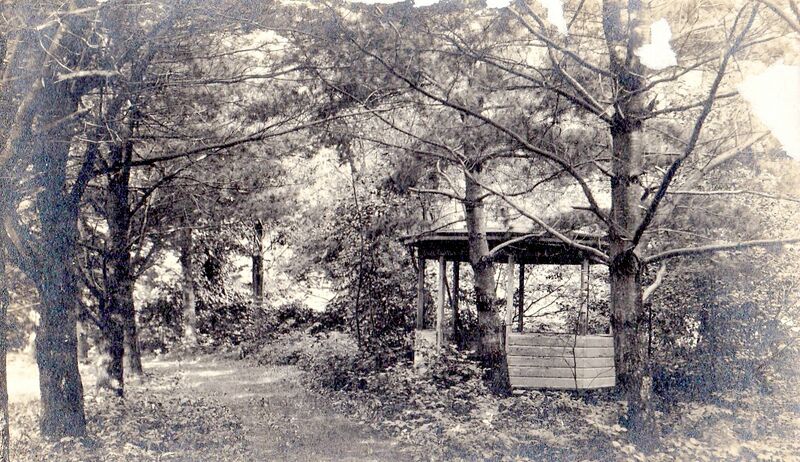 File:Spring house.jpg