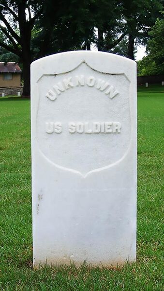 File:CivilWarKnoxAdamsGilesGrave.jpg
