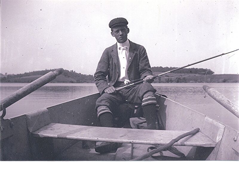 File:Fishing.jpg